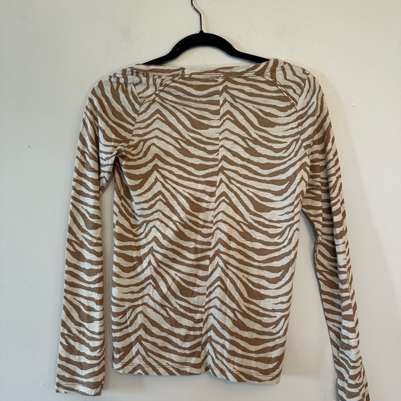 Womens Banana Republic Cozy Slub warm zebra top xs nwot - Picture 3 of 3
